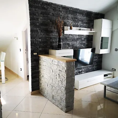 Apartment A&a *